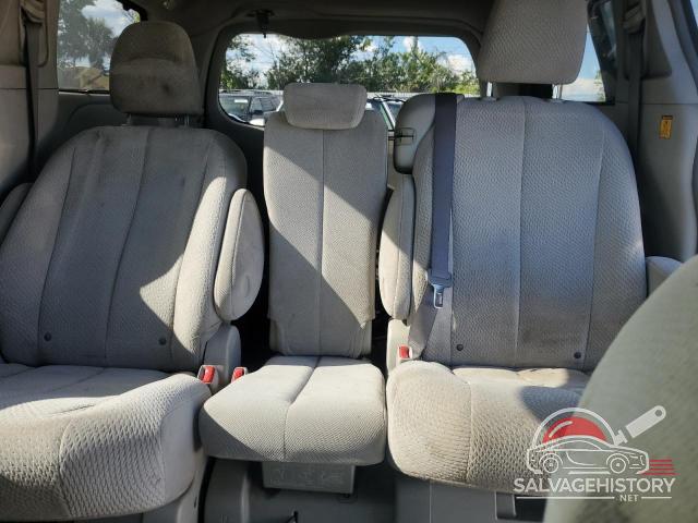 5TDKK3DCXBS081145 2011 TOYOTA All Models photo no. 10