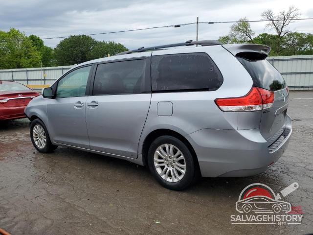 5TDYK3DC1BS077575 2011 TOYOTA All Models photo no. 2