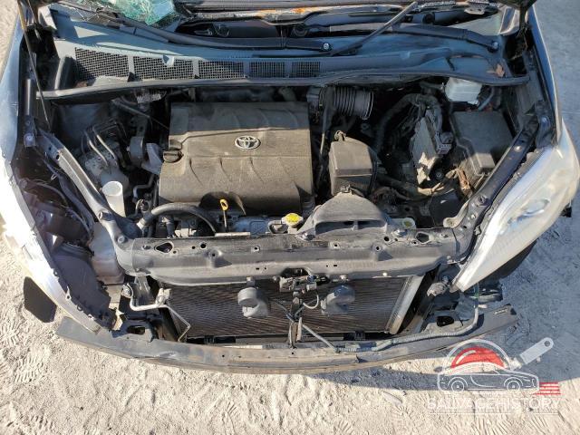 5TDYK3DC4BS042464 2011 TOYOTA All Models photo no. 12