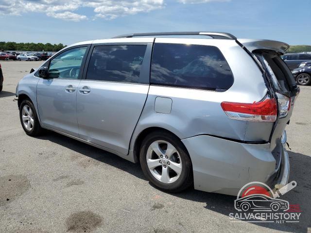 5TDKK3DC2CS229368 2012 TOYOTA All Models photo no. 2