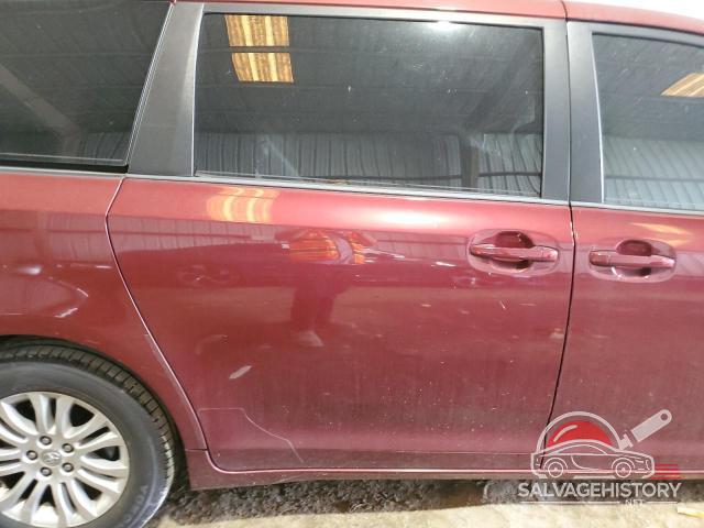 5TDYK3DC5CS255067 2012 TOYOTA All Models photo no. 11