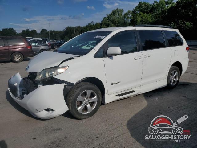 5TDKK3DC0DS347338 2013 TOYOTA All Models photo no. 2