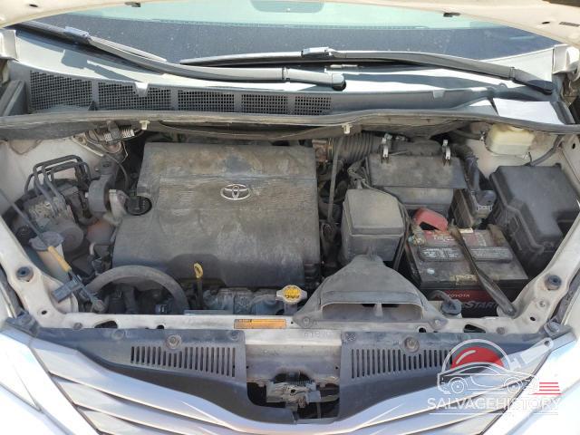 5TDYK3DC4FS621640 2015 TOYOTA All Models photo no. 12