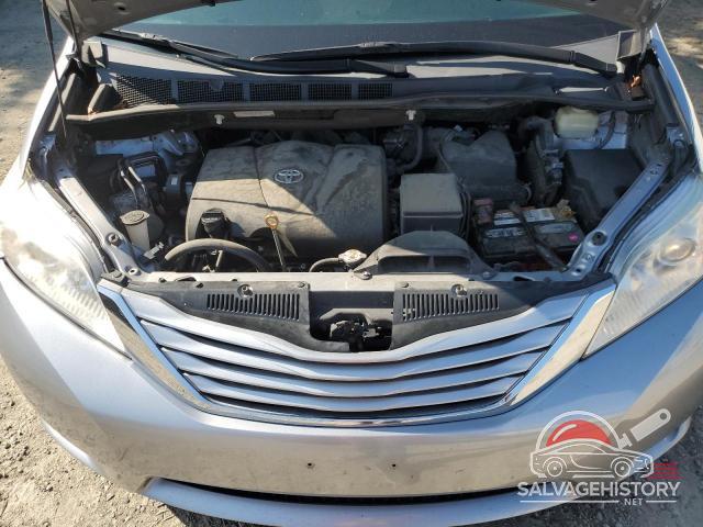 5TDKZ3DC8HS806360 2017 TOYOTA All Models photo no. 12