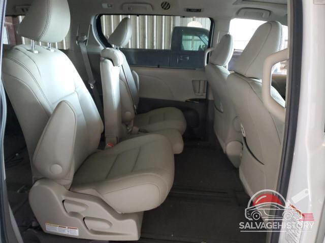5TDYZ3DC0HS812549 2017 TOYOTA All Models photo no. 11
