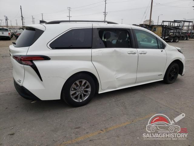 5TDYRKEC9MS026185 2021 TOYOTA All Models photo no. 3