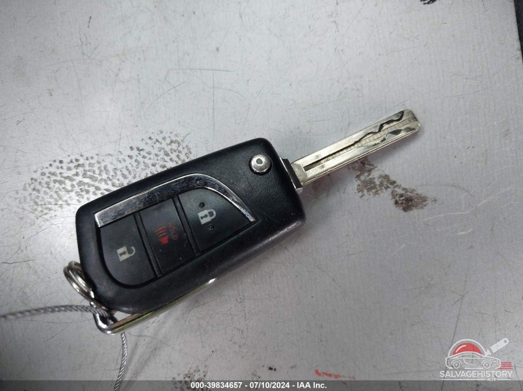 NMTKHMBX1JR053869 2018 TOYOTA C-HR photo no. 11