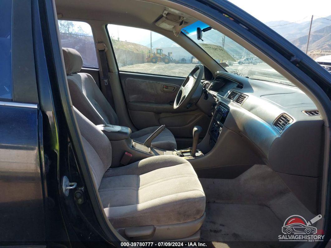 JT2BG22K5W0126094 1998 TOYOTA CAMRY photo no. 5