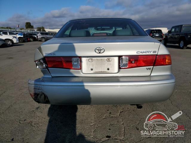 4T1BF28K0YU113617 2000 TOYOTA CAMRY photo no. 6