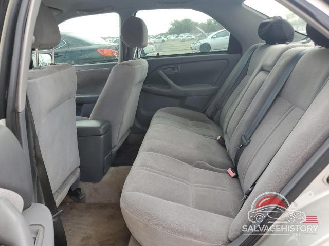 4T1BG22K5YU640283 2000 TOYOTA CAMRY photo no. 10