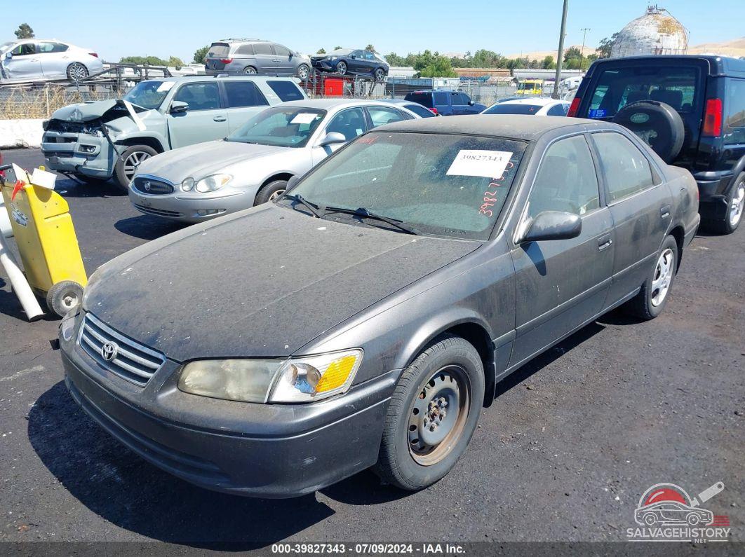 JT2BF22K2Y0261359 2000 TOYOTA CAMRY photo no. 2
