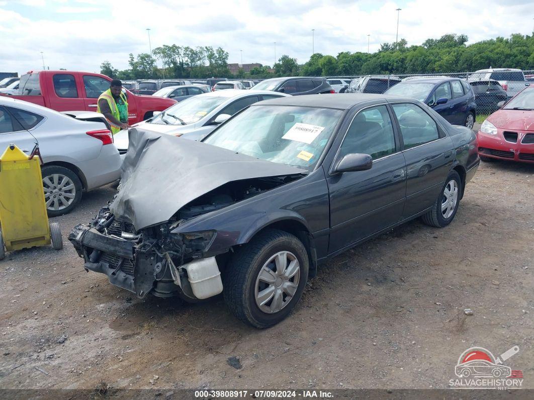 4T1BG22K51U797317 2001 TOYOTA CAMRY photo no. 2