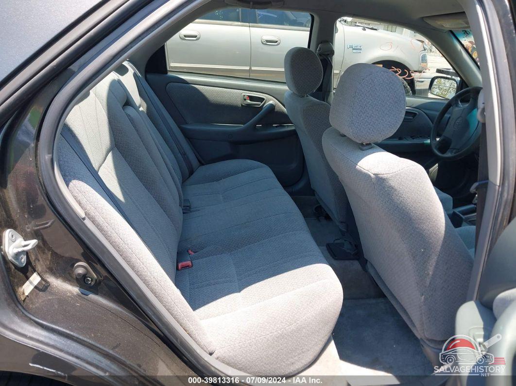 JT2BG22K010603765 2001 TOYOTA CAMRY photo no. 8
