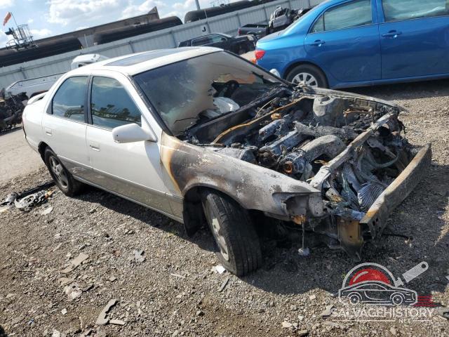 JT2BG22K810574032 2001 TOYOTA CAMRY photo no. 4