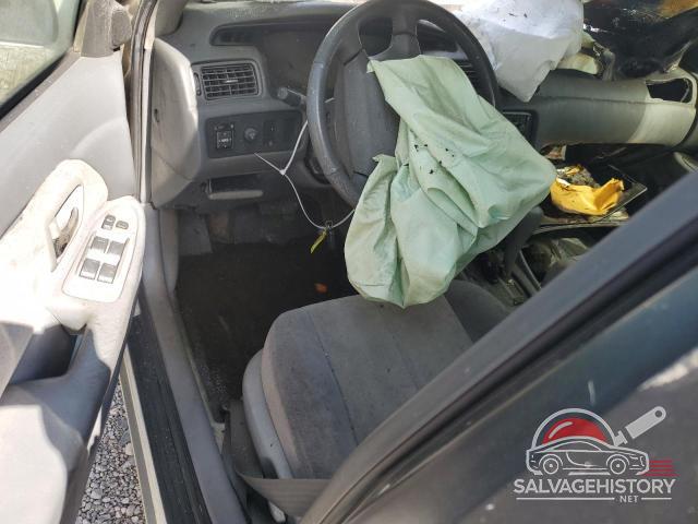 JT2BG22K810574032 2001 TOYOTA CAMRY photo no. 8