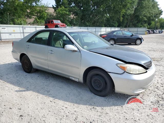 4T1BE32K82U110232 2002 TOYOTA CAMRY photo no. 4