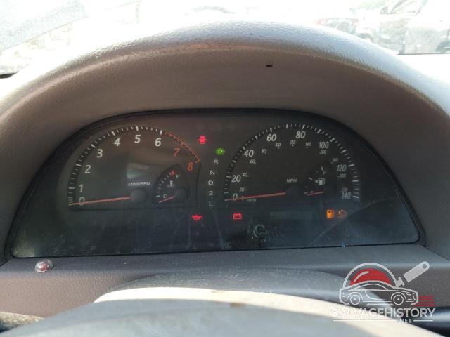 4T1BE32K82U110232 2002 TOYOTA CAMRY photo no. 9