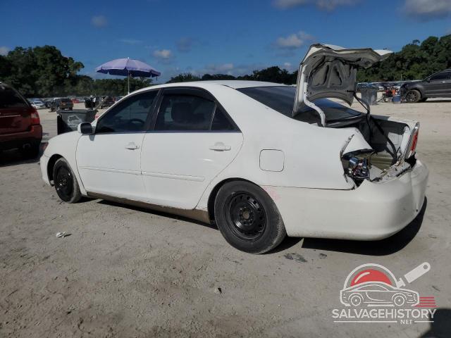 4T1BF32K52U007511 2002 TOYOTA CAMRY photo no. 2