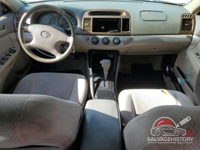 4T1BF32K52U007511 2002 TOYOTA CAMRY photo no. 8