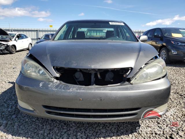 JTDBE32K820010272 2002 TOYOTA CAMRY photo no. 5