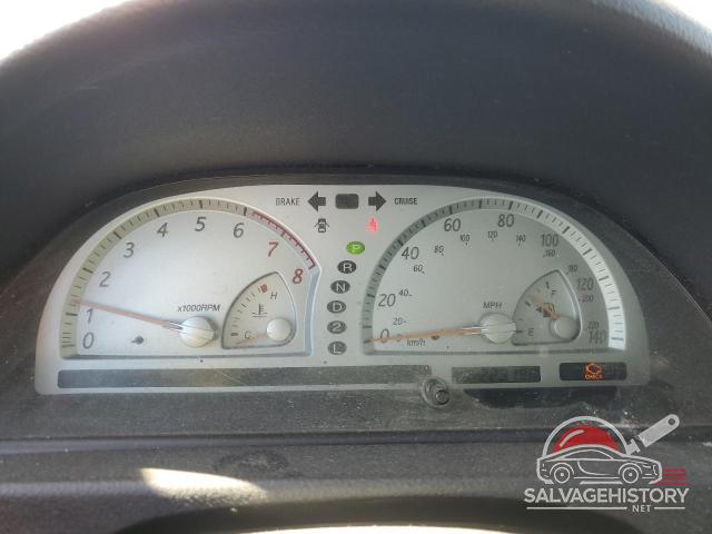 JTDBE32K820010272 2002 TOYOTA CAMRY photo no. 9