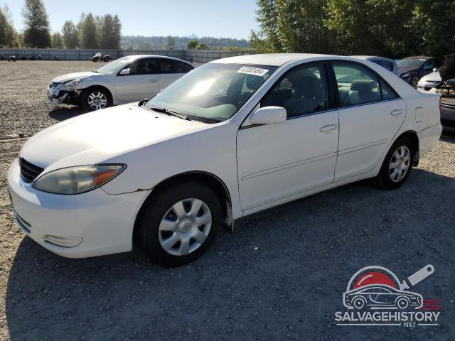 JTDBE32K820042543 2002 TOYOTA CAMRY photo no. 1