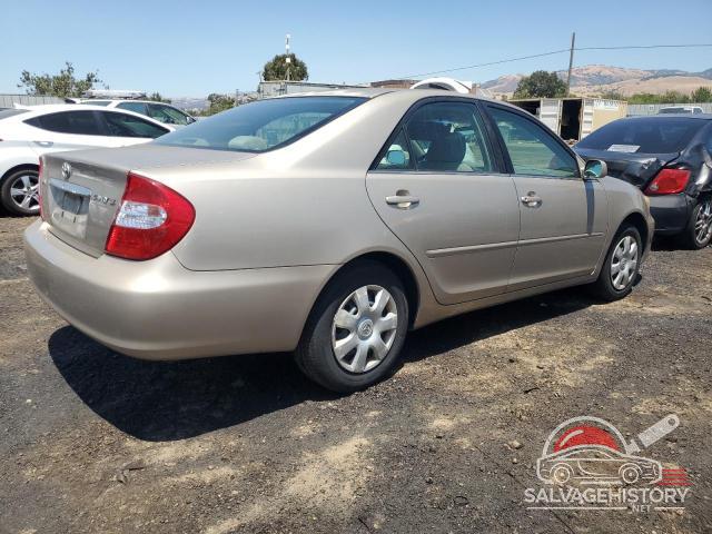 4T1BE32KX3U227702 2003 TOYOTA CAMRY photo no. 3
