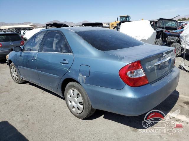 4T1BE32K14U932308 2004 TOYOTA CAMRY photo no. 2