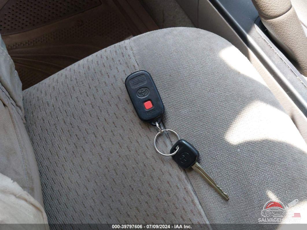 4T1BE32K54U809711 2004 TOYOTA CAMRY photo no. 11