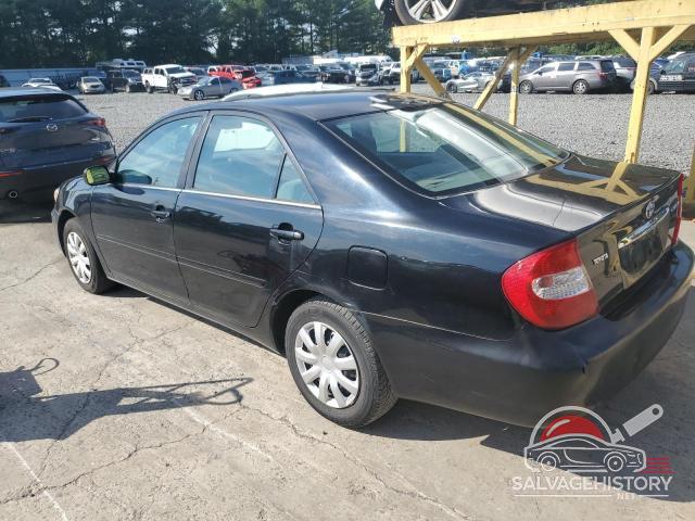 4T1BE32KX4U310824 2004 TOYOTA CAMRY photo no. 2