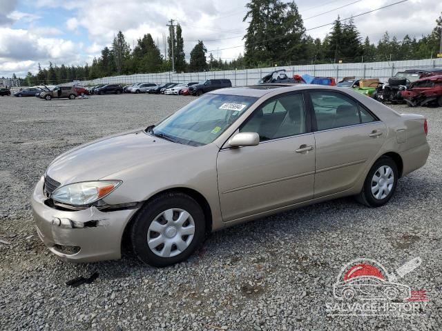 JTDBE32K840268715 2004 TOYOTA CAMRY photo no. 2