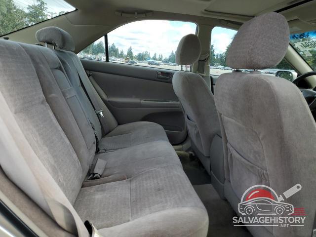 JTDBE32K840268715 2004 TOYOTA CAMRY photo no. 10