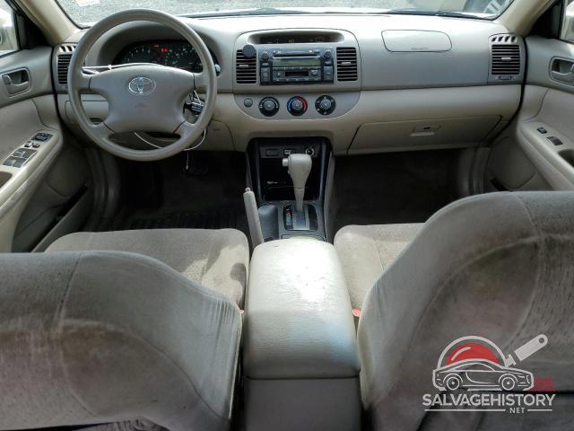 JTDBE32K840268715 2004 TOYOTA CAMRY photo no. 8