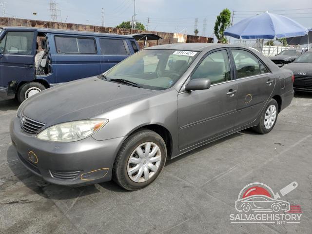 4T1BE30KX5U601098 2005 TOYOTA CAMRY photo no. 18