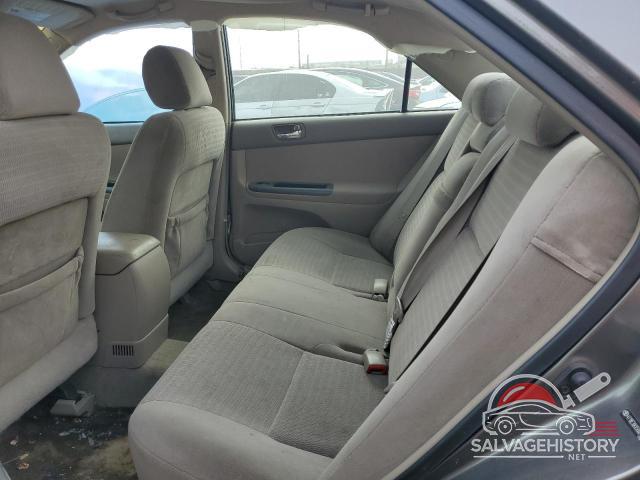 4T1BE30KX5U601098 2005 TOYOTA CAMRY photo no. 10