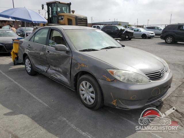 4T1BE30KX5U601098 2005 TOYOTA CAMRY photo no. 4