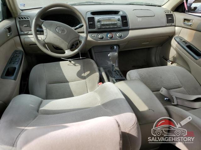 4T1BE30KX5U601098 2005 TOYOTA CAMRY photo no. 8