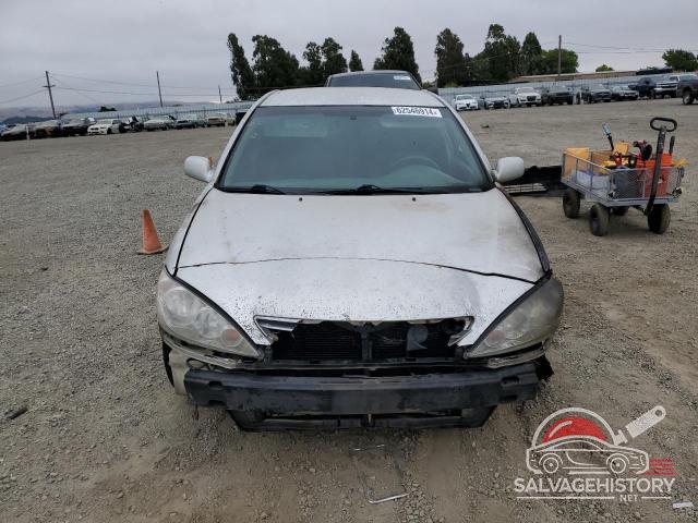 4T1BE32K25U967960 2005 TOYOTA CAMRY photo no. 5