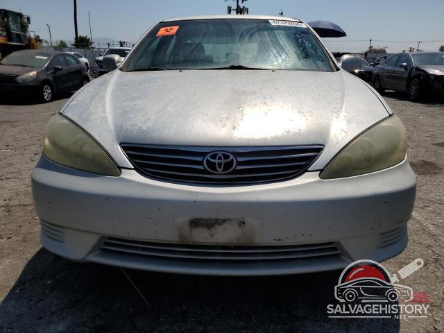 4T1BE32K35U514656 2005 TOYOTA CAMRY photo no. 5