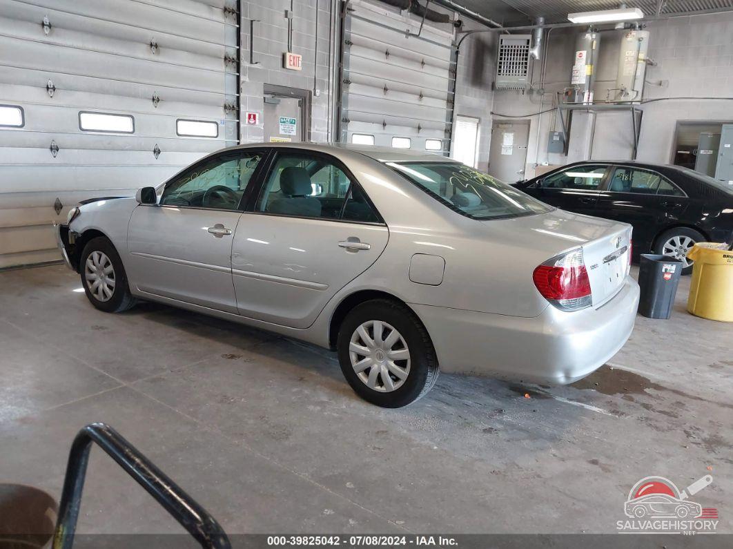 4T1BE32K75U571734 2005 TOYOTA CAMRY photo no. 3