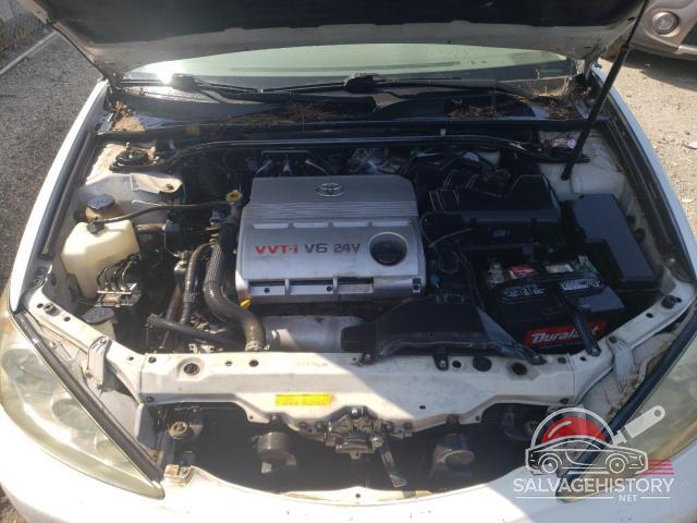 4T1BF32K95U097976 2005 TOYOTA CAMRY photo no. 11