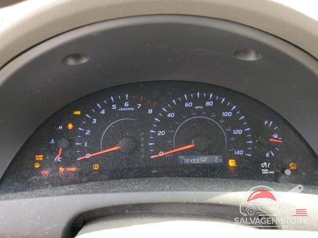 4T1BF3EK0AU044329 2010 TOYOTA CAMRY photo no. 9