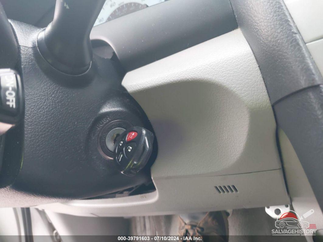 4T1BF3EK3AU065112 2010 TOYOTA CAMRY photo no. 11