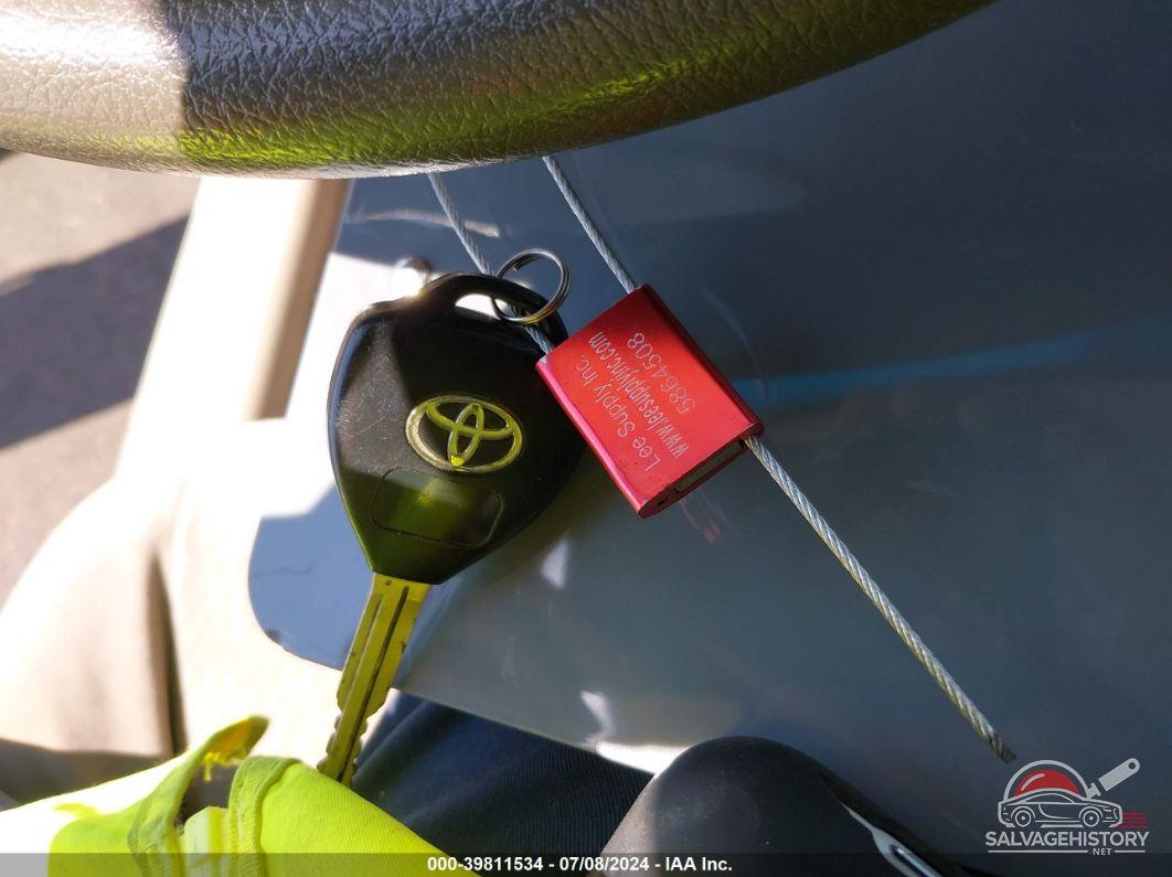 4T4BF3EKXAR060995 2010 TOYOTA CAMRY photo no. 11