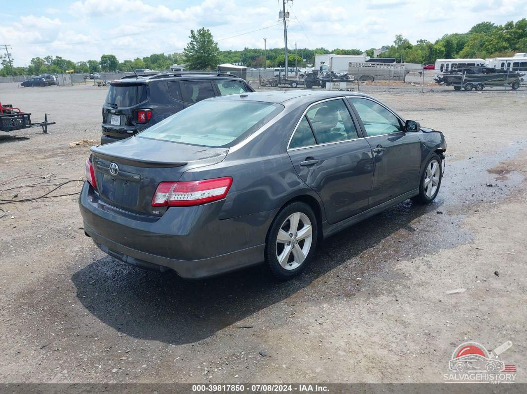 4T1BF3EK1BU655536 2011 TOYOTA CAMRY photo no. 4