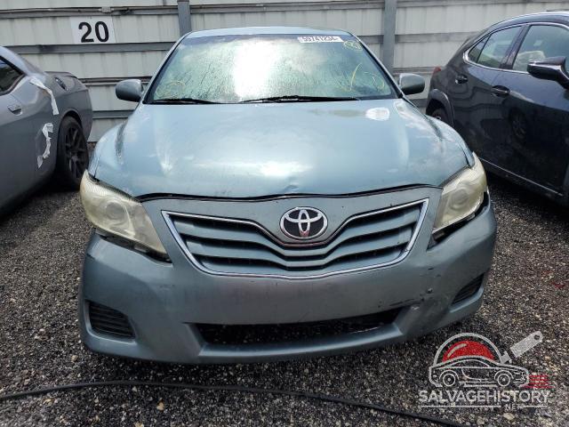 4T1BF3EK2BU635067 2011 TOYOTA CAMRY photo no. 5