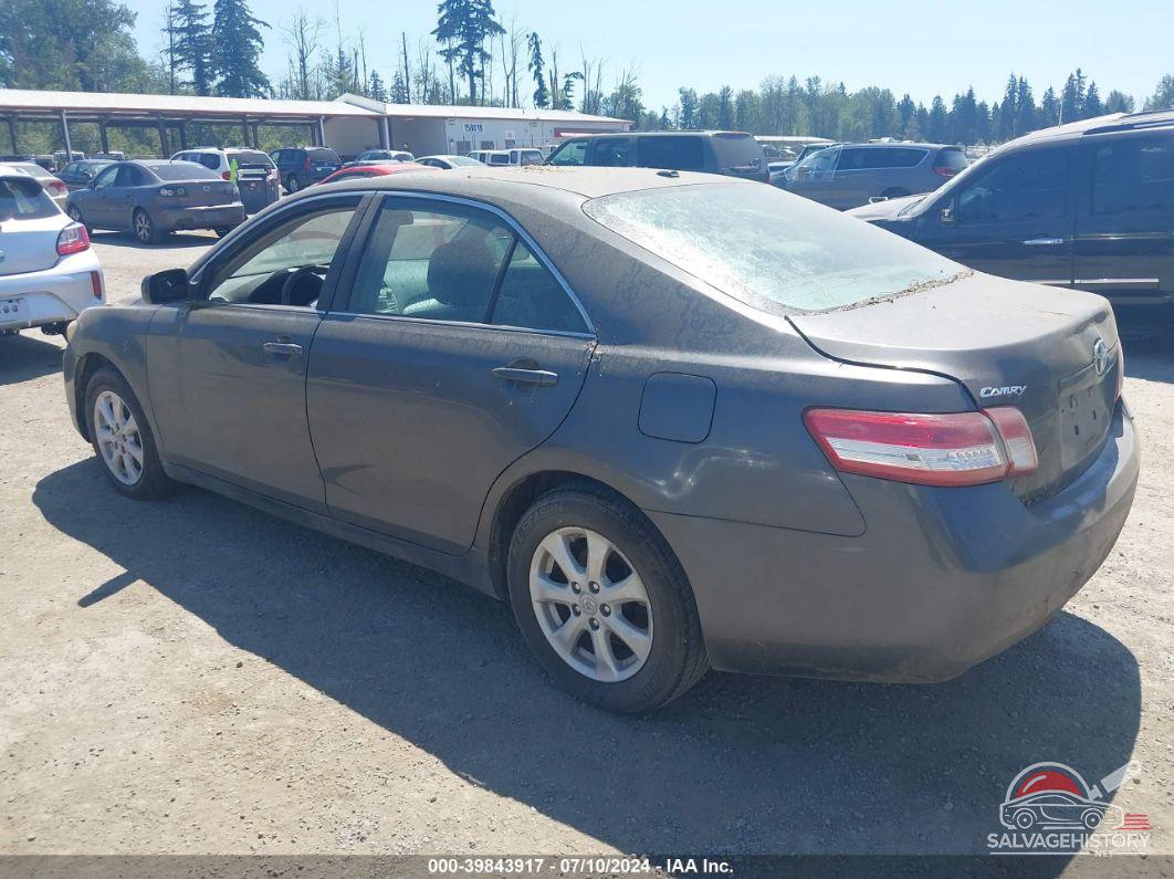4T1BF3EK2BU690537 2011 TOYOTA CAMRY photo no. 3