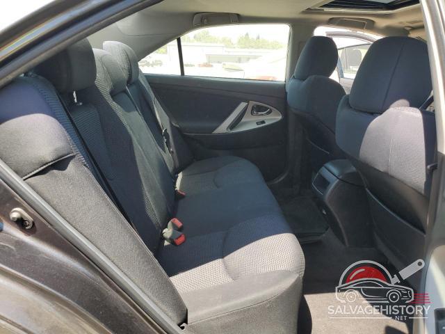 4T1BF3EK3BU231369 2011 TOYOTA CAMRY photo no. 10