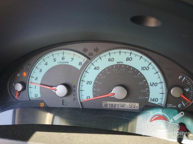 4T1BF3EK3BU231369 2011 TOYOTA CAMRY photo no. 9