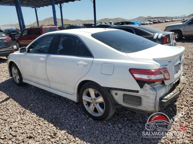 4T1BF3EK3BU620674 2011 TOYOTA CAMRY photo no. 2